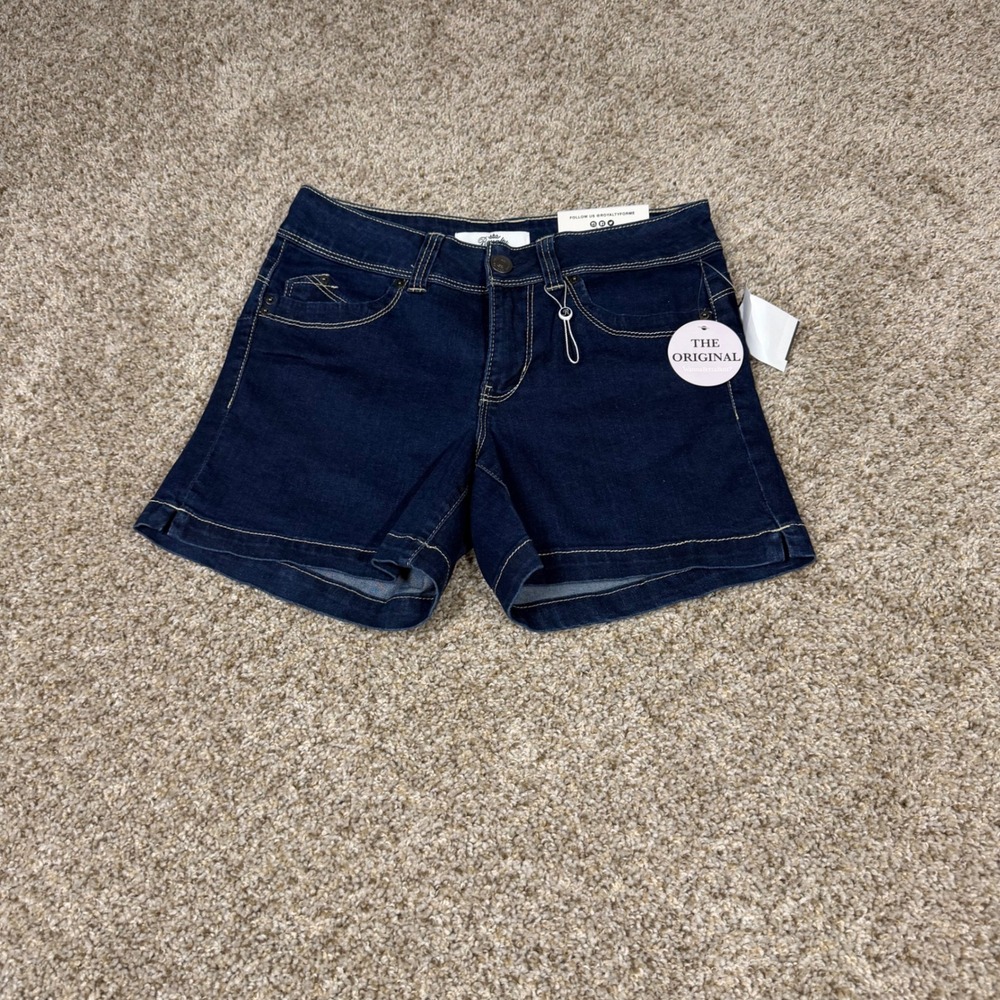 Royalty for Me WannaBettaButt Denim Shorts Dark Wash Petite 4P NWT
